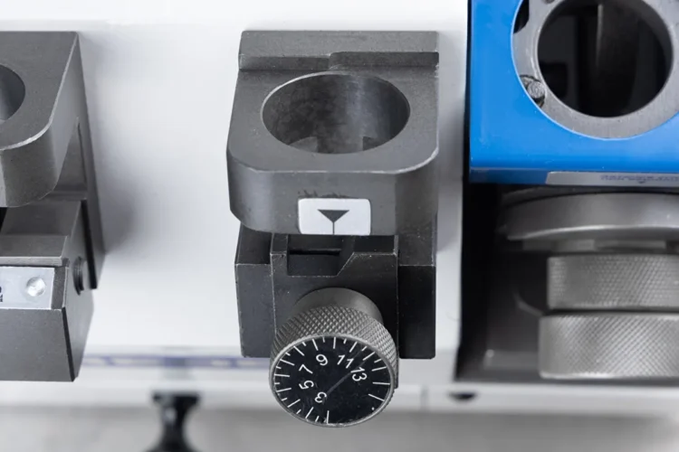 Заточный станок DGM-14D